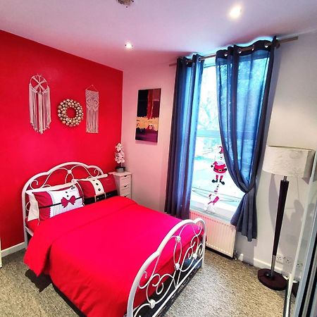 Double room LGBT Londres Extérieur photo