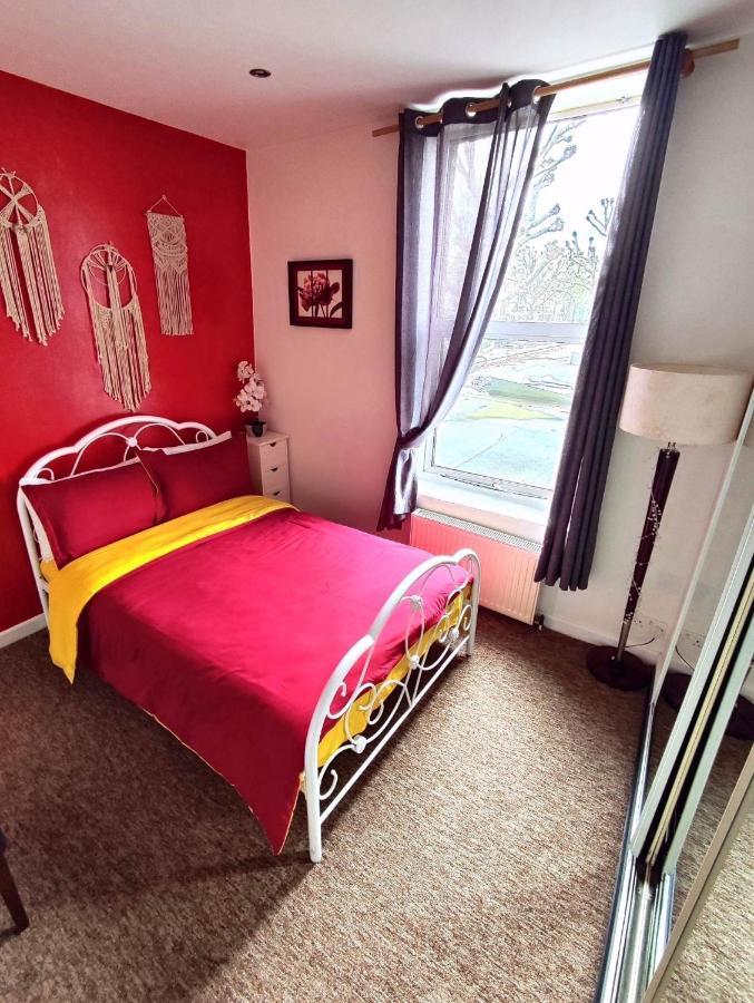 Double room LGBT Londres Extérieur photo